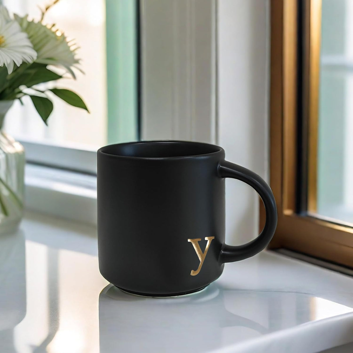 COLLECTIVE HOME - Black Monogram Ceramic Mugs, 15 oz Golden Initial Coffee Cups, Elegant Alphabet Tea Mugs, Personalized Halloween Mug with Gift Box, Perfect for Office and Home Décor (y)