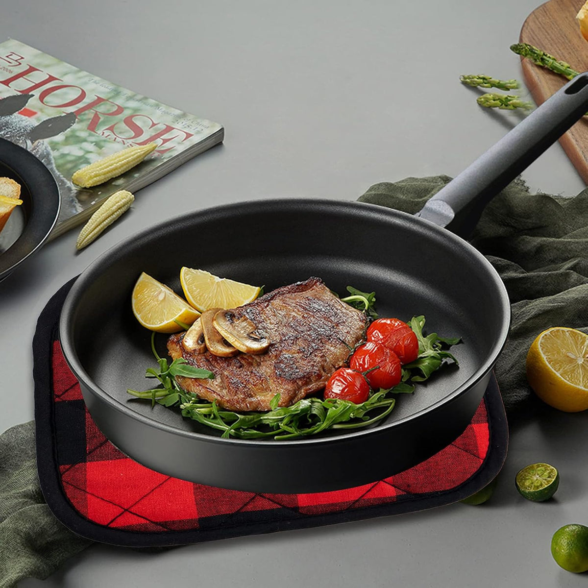 Joyhalo 4 Pack Pot Holders for Kitchen,Cotton Oven Holder with Great Heat Resistance,Non Slip Hot Pads for Kitchen Clearance,Black and Red