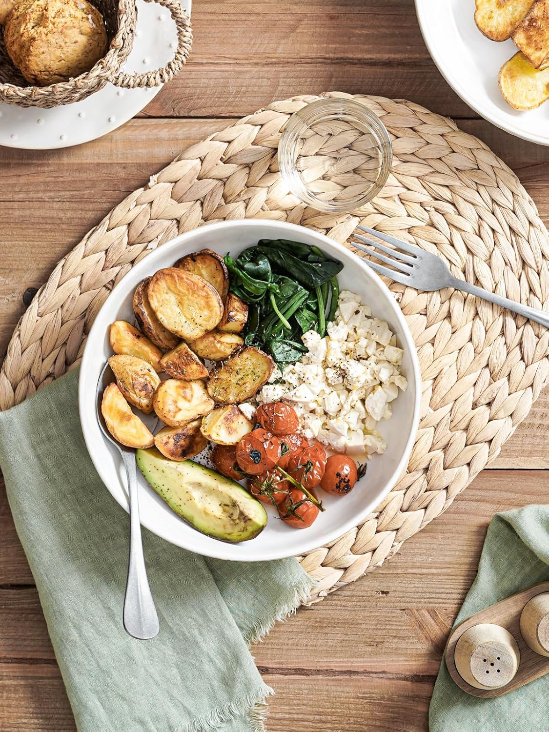 LE TAUCI Pasta Bowls 46oz, Large Salad Bowl, Ceramic Serving Plate, House-warming Wedding Present, Embossment Stoneware Bowl for Fruits, Noodle, Dinner - 9 Inch, Set of 4, Arctic White