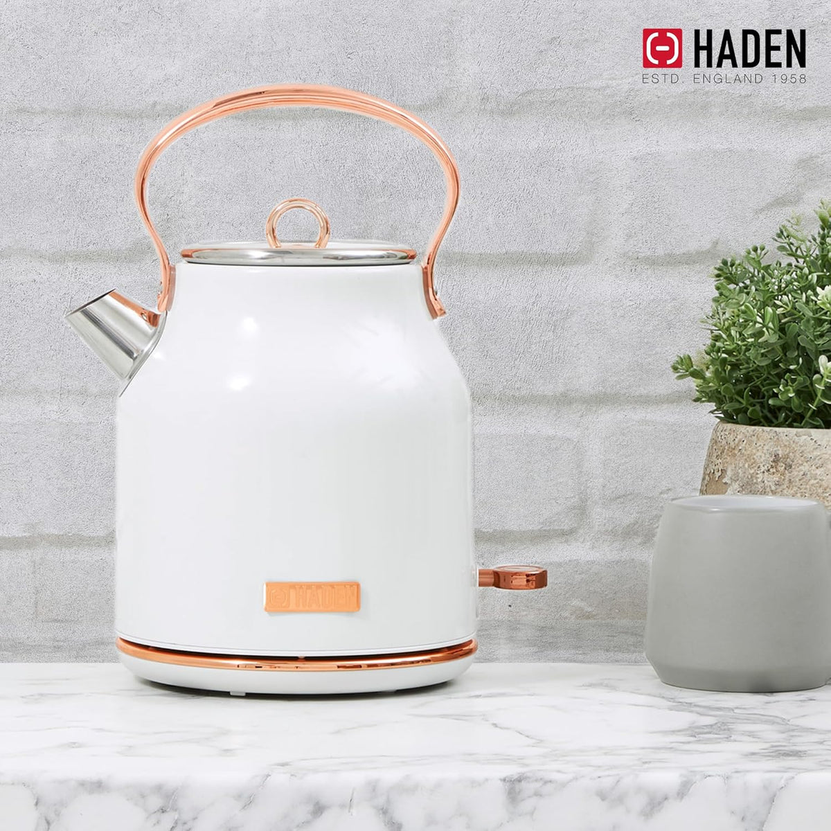 Haden Heritage 1.7 Liter Stainless Steel Electric Kettle, Hot Water Kettle with 360-Degree Base and Auto Shutoff, Ivory & Copper