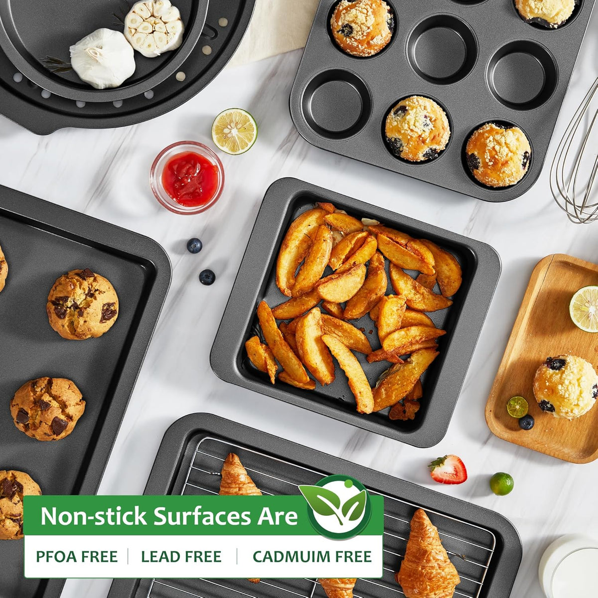 HONGBAKE Muffin Pan with 500 Cupcake Liners, Nonstick Cup Cake Tin for Baking,Premium 12 Cup Cheesecake Trays - Dark Grey