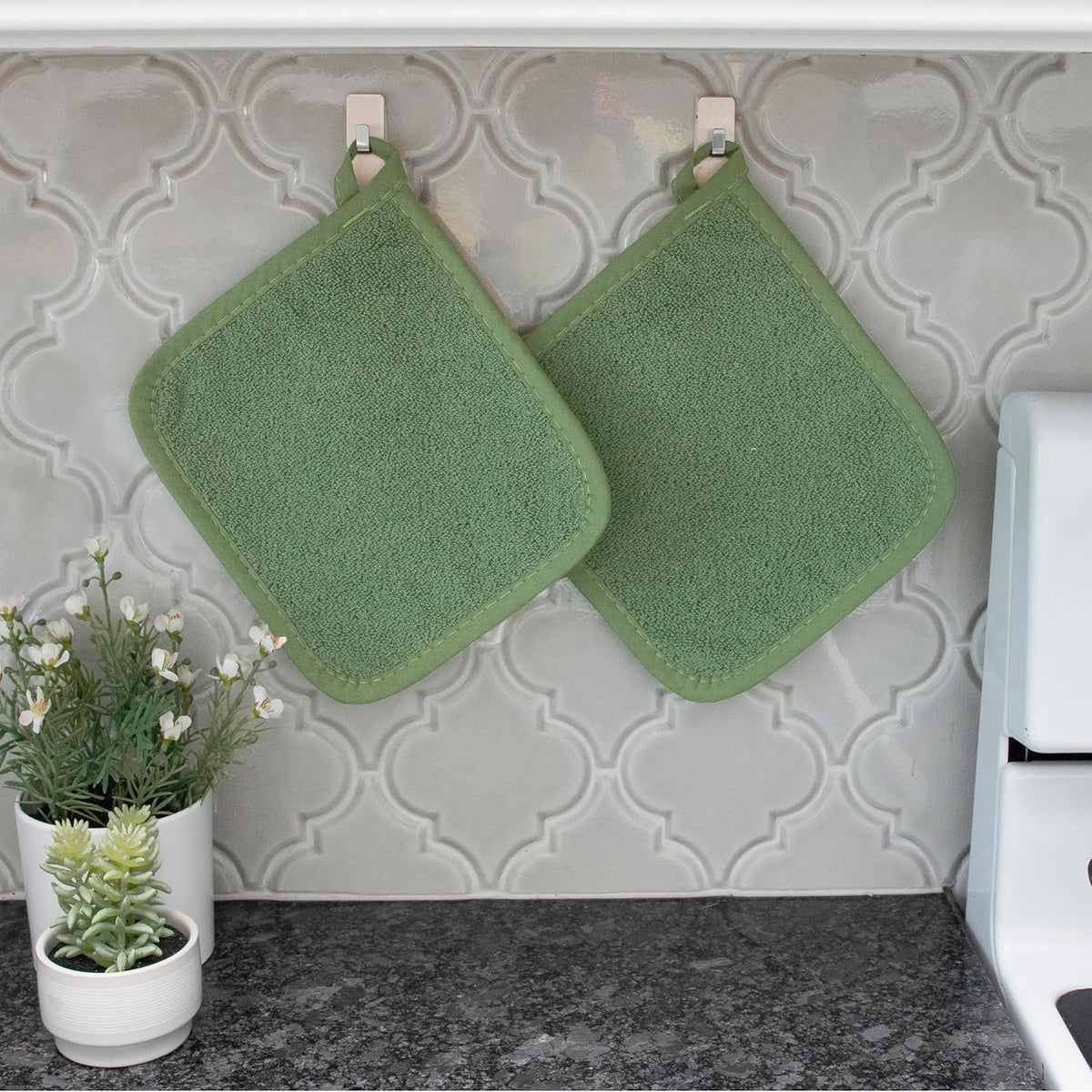 RITZ Terry Potholder & Hot Pad: Unparalleled Heat Resistant, Durable 100% Cotton – Ergonomically Designed for Optimal Grip – Easy-Care Machine Washable – 2-Pack, Juniper