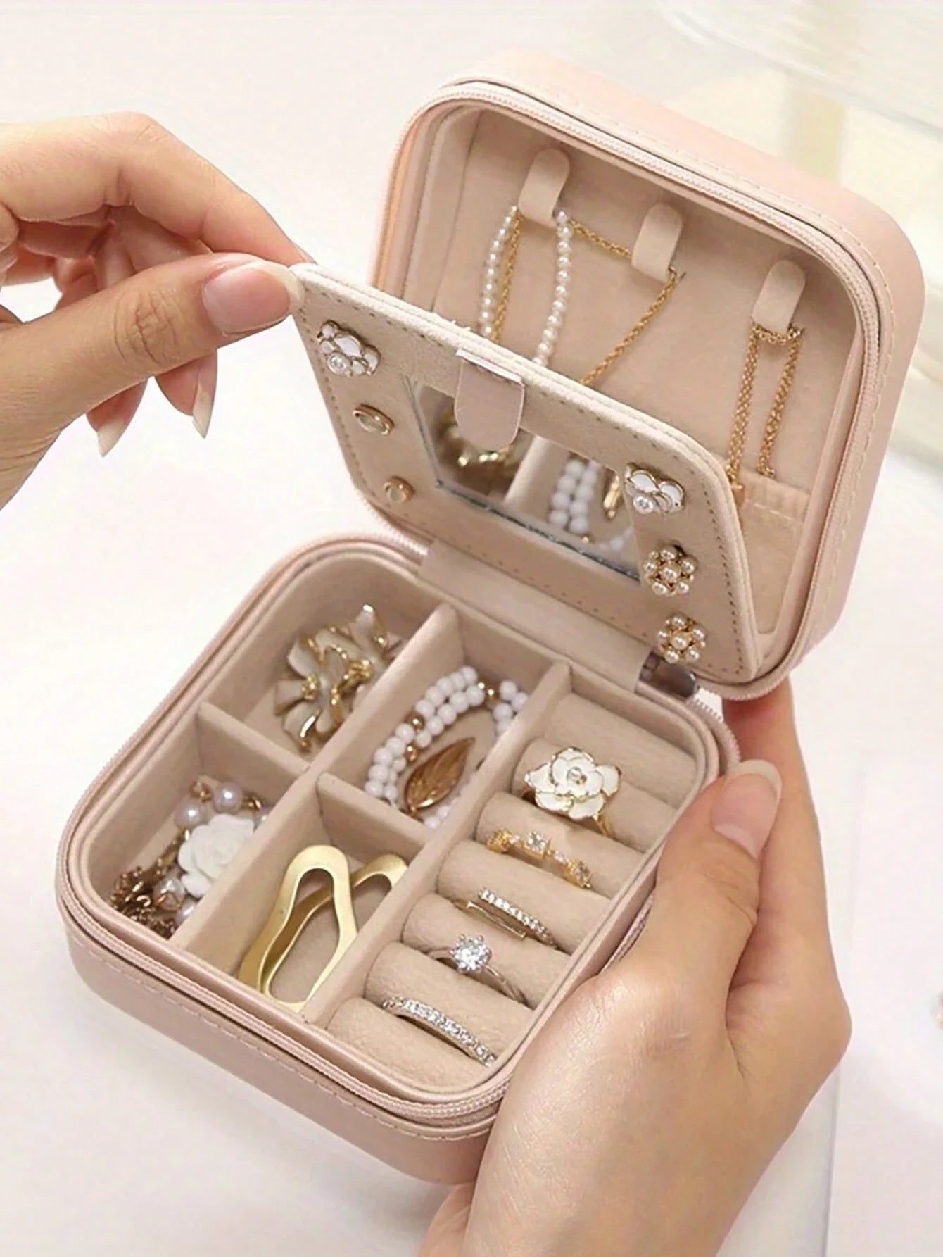 Travel Jewelry Storage Box Pink