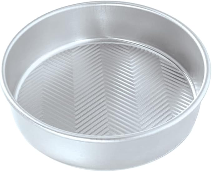 Nordic Ware Prism 9-Inch Round Cake Pan, 1 Pack, Natural