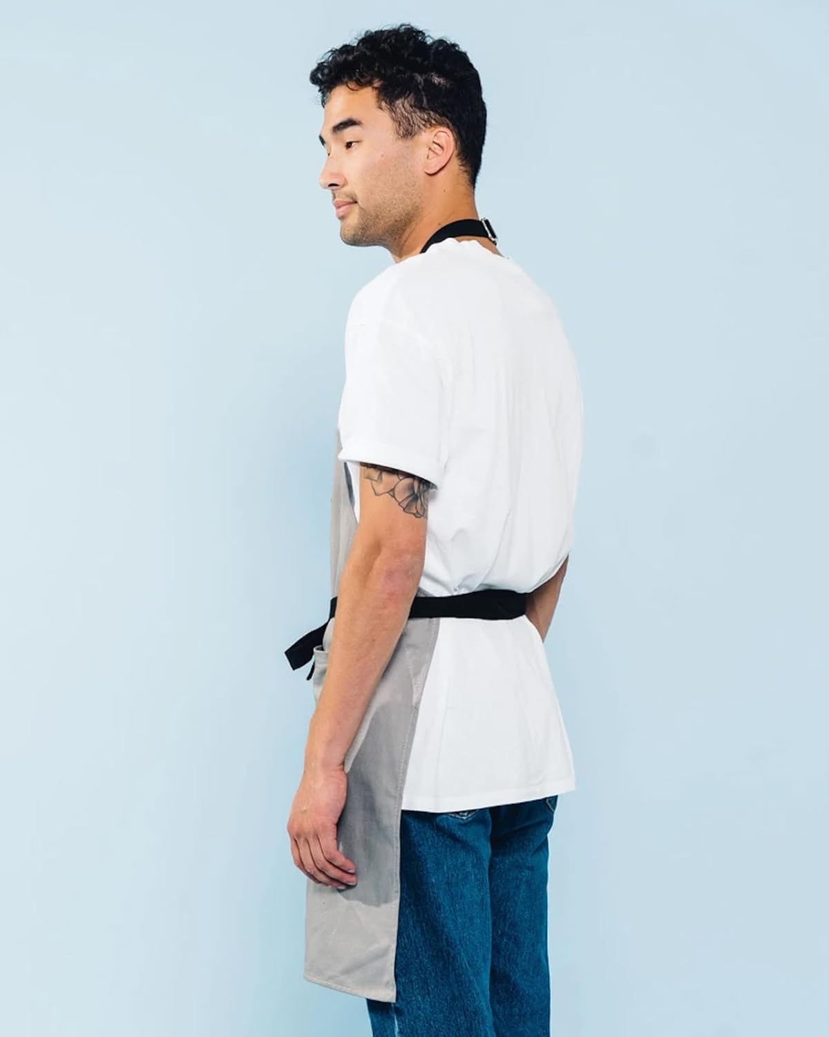 Caldo Daily Cotton Kitchen Apron for Cooking- Mens and Womens Professional Chef or Server Bib Apron - Adjustable Straps with Pockets and Towel Loop (Grey)