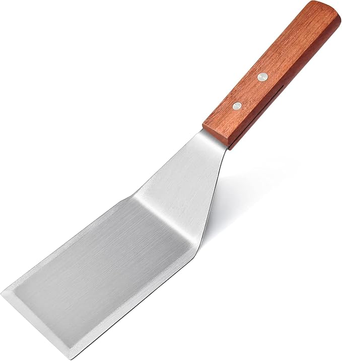 New Star Foodservice 36299 Wood Handle Heavy Duty Hamburger Turner/Spatula with Cutting Edge, 11.5"