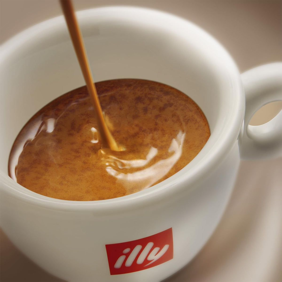 illy Whole Bean Coffee - Perfectly Roasted – Classico Decaf Roast - with Notes of Caramel, Toasted Bread & Chocolate - 100% Arabica Beans - No Preservatives – 8.8 Ounce, 6 Pack