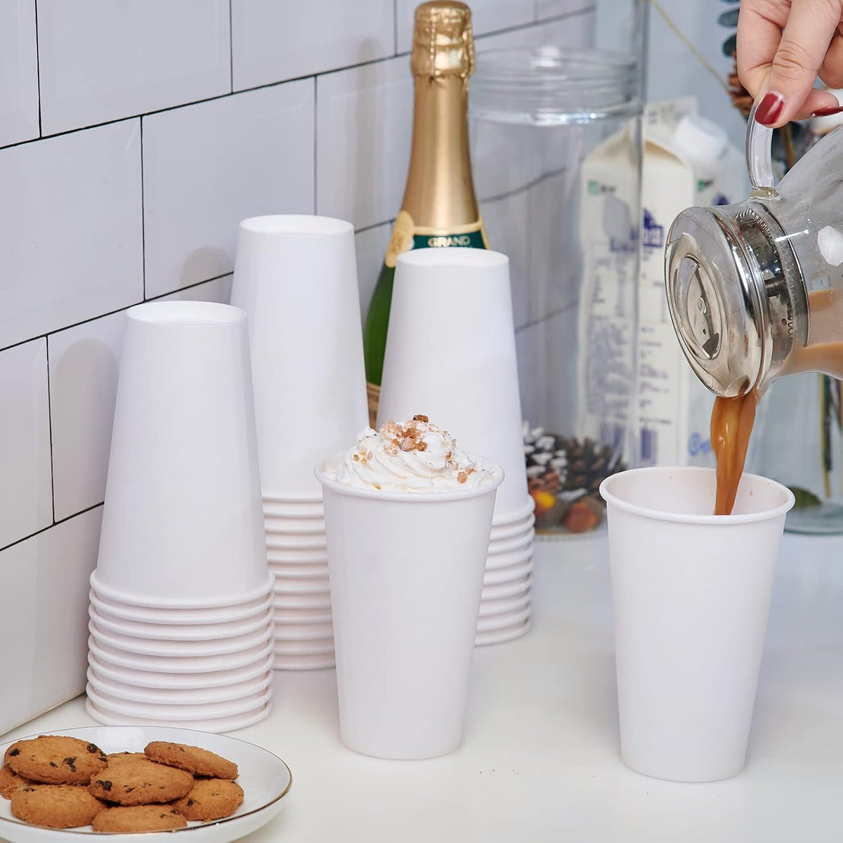 LITOPAK 210 Pack 16 oz Disposable Paper Coffee Cup, Hot/Cold Beverage Drinking Cups for Water, White Paper Hot Coffee Cups, Suitable for Party, Picnic, Travel, and Events
