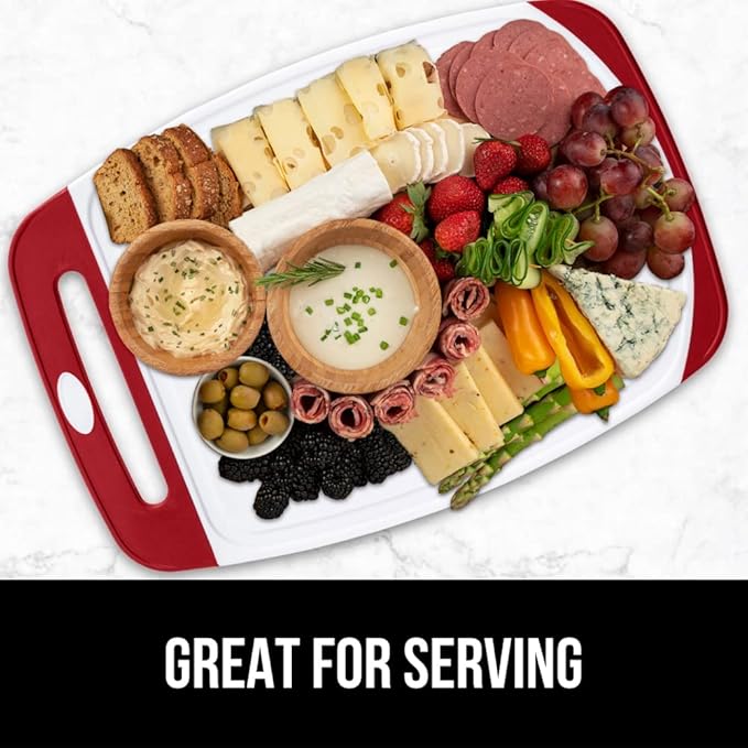 GORILLA GRIP BPA-Free Reversible Kitchen Cutting Board Set of 3, US Designed, Nonporous, Juice Grooves Catch Liquid, Slip Resistant Border, Durable Food Chopping Boards, Christmas Kitchen Decor, Red