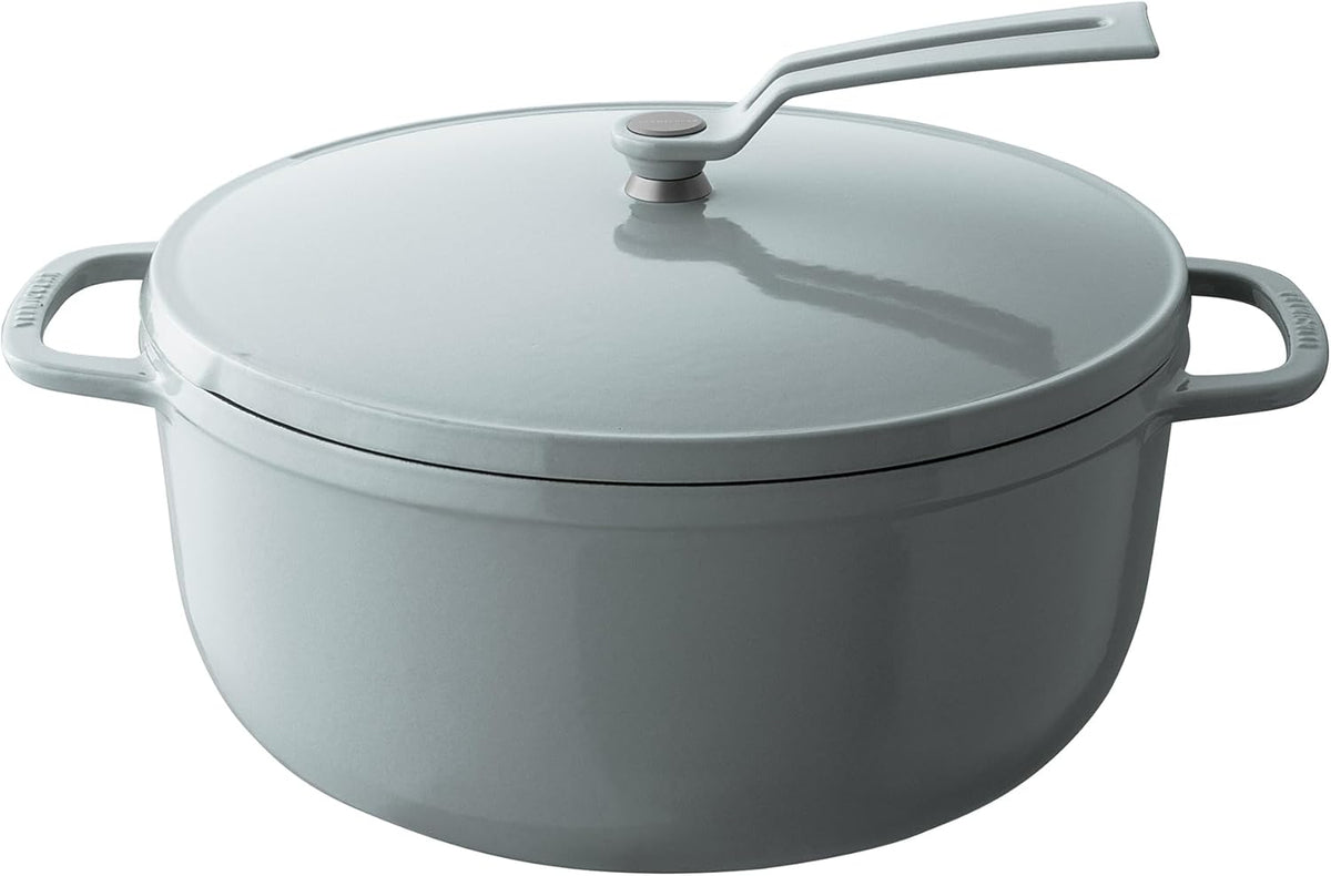 Vermicular Oven Pot 2.0 | Lightweight Enameled Cast Iron Pot | 26cm (5.9 Qt) | Non-Toxic | Induction-compatible | Dutch Oven | Made in Japan | Oyster Gray