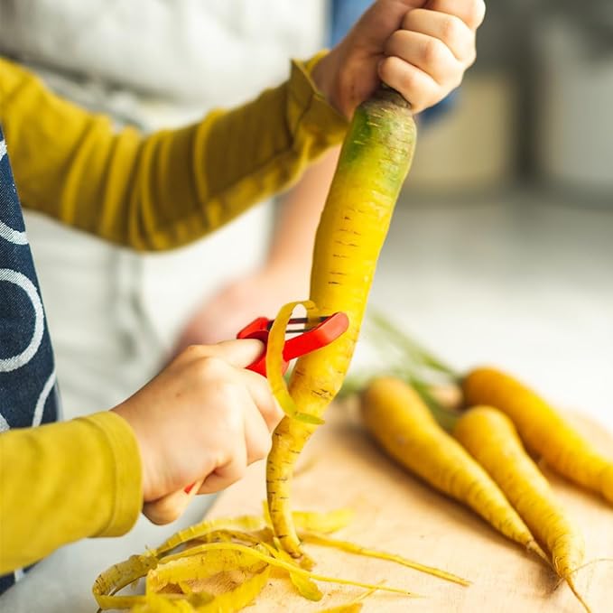 Opinel Le Petit Chef Peeler For Children and Teaching Food Prep and Kitchen Safety, Made in France