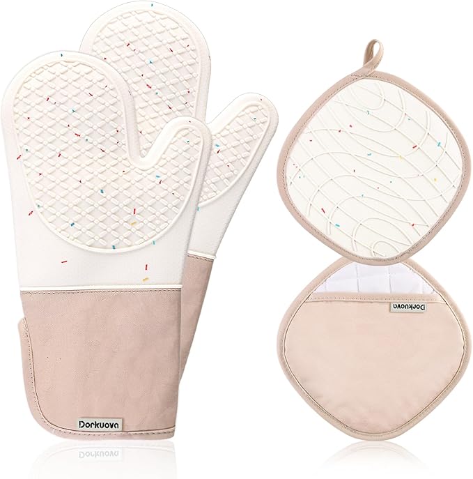 Oven Glove Cute,Cooking Mittens,Oven Mittens for Kitchen,Oven Gloves for Kitchen,Washable Silicone Oven Mitts Heat Resistant 500°F, Potholders for Kitchens Cooking Baking(Cream