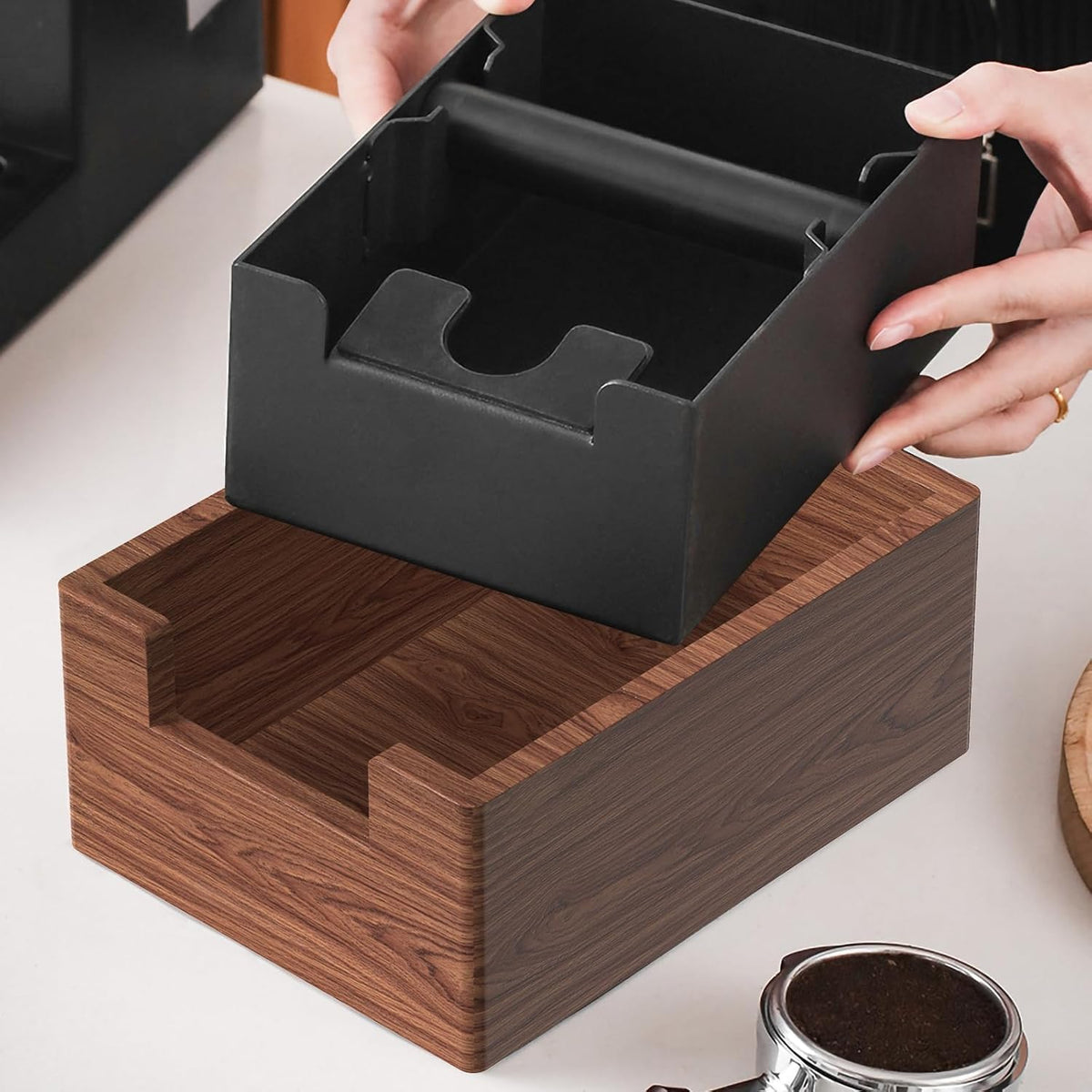 Espresso Knock Box, Coffee Knock Box with Durable Knock Bar and Non-Slip Base, Knock Box for Machine Accessories (Wooden Base)