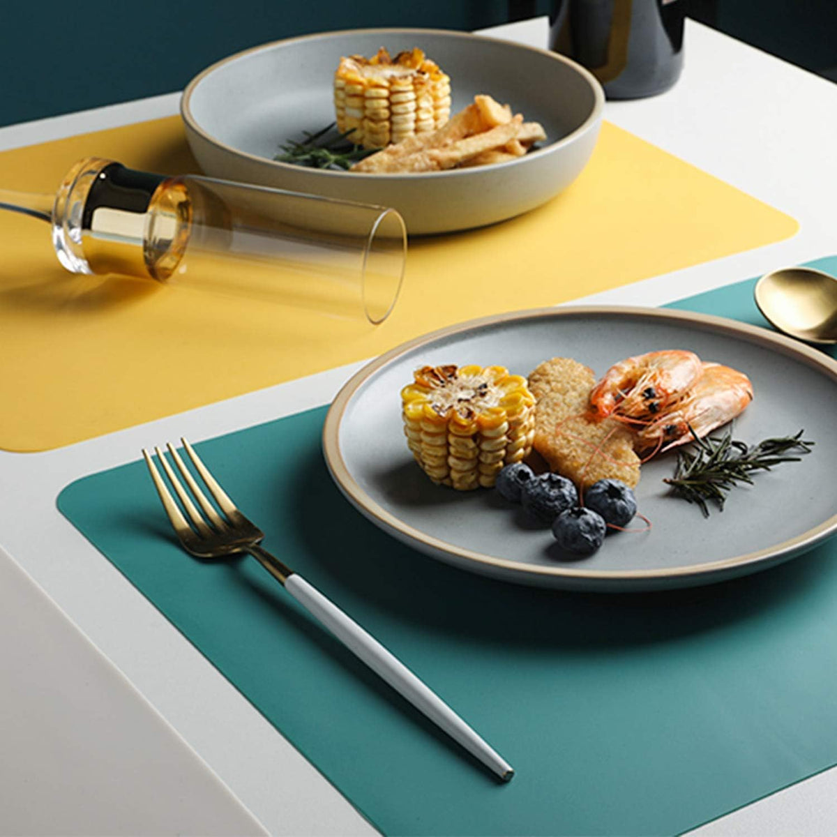 Silicone Placemats, Food-Grade Non-Slip Waterproof, Dining, Stain Resistant, Countertop Protector, Kitchen Counter Mat, Heat Resistant, Baking mat Dishwasher Safe (15.7x11.8Inch-4pack, Blue)