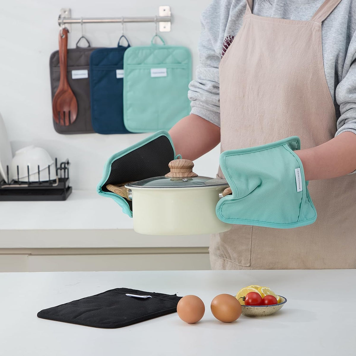 Kitchen Pot Holders, 7"x9", Rectangular with Pocket, Cotton and Neoprene Heat-Resistant Potholders for Cooking and Baking, Machine Washable, 3-Piece Set (Sky Blue)