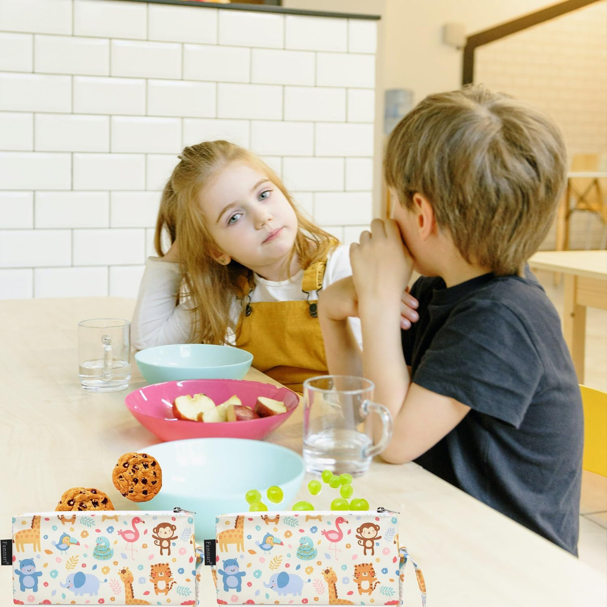 Reusable Sandwich Bag/Snack Bag for Kids & Adults, Dual Layer Lunch Bag with Handle, Washable, Food Safe, BPA Free (2-Pack, Zoo)