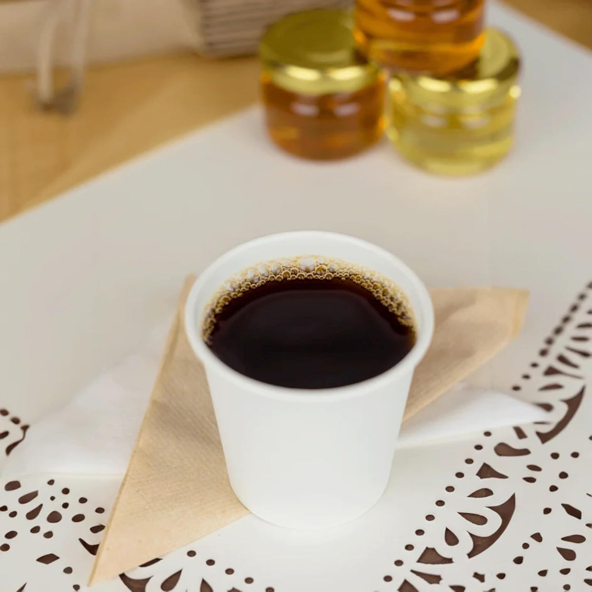 Karat 4oz Paper Espresso Coffee Cup, 1000 Count, Disposable Mouthwash Cup, Hot and Cold Drinks, White (C-K504W)