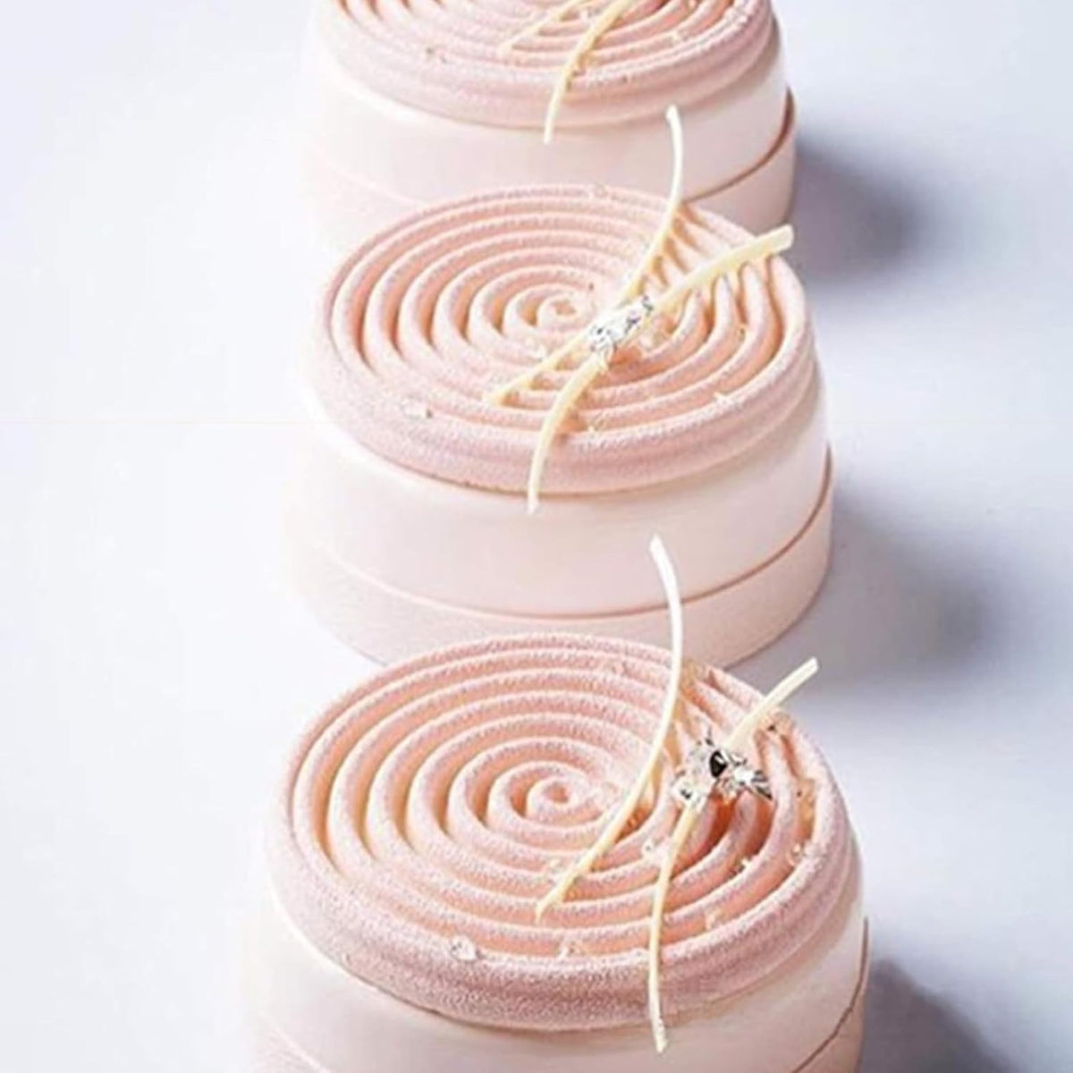 OCPO KITCHEN Spiral Silicone Molds for Baking Mousse Cake, 3D Tourbillon Silicone Baking Molds for French Dessert Pastry Chocolate Cupcake Ice Cream Cake Decoration Mold Spiral Shape (6-Cavity)