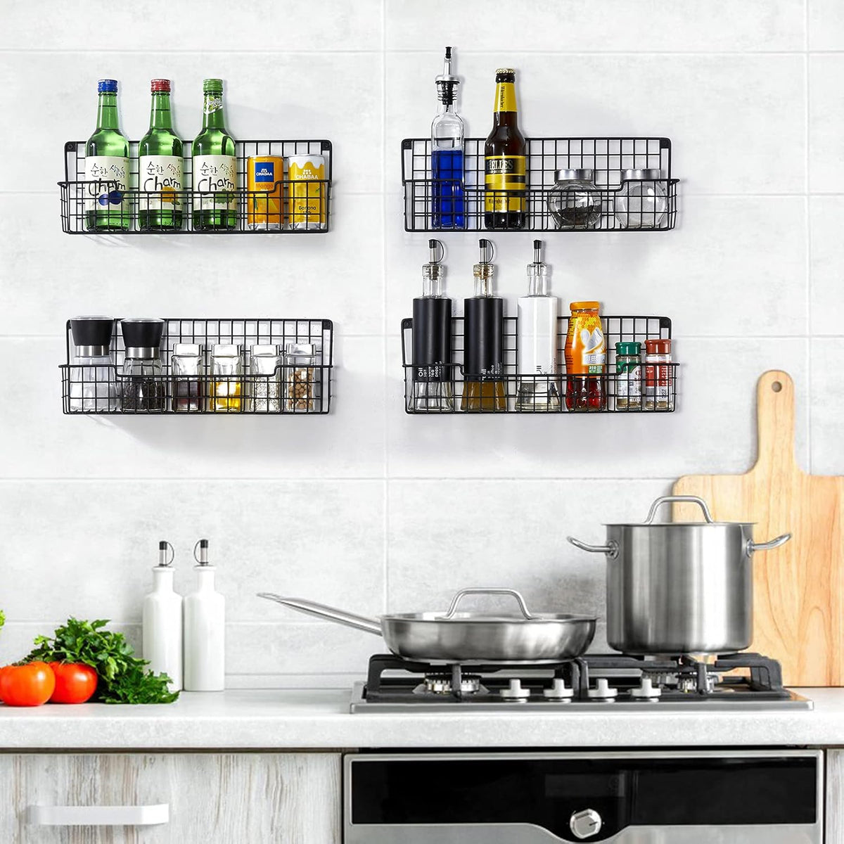 Spice Rack Wall Mount, Spice Organizer for Cabinet & Pantry Door, Set of 4 Hanging Spice Rack Saving Space for Kitchen, Black