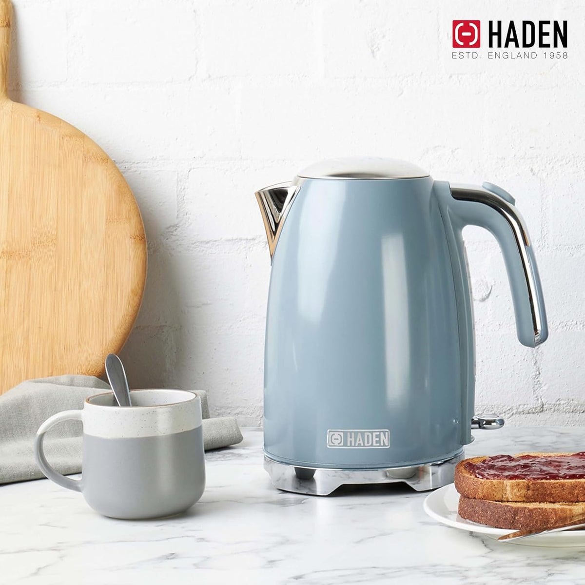 Haden Brighton Electric Kettle, Cordless 1.7 Liter Hot Water Boiler with Chrome Accents, Retro Style, and Auto Shut Off, Sky Blue