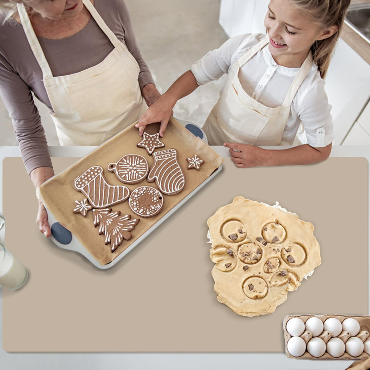 Extra Large Silicone Mats, Silicone Table Mat for Crafts Kids Dinner Placemat, Dab Mats Desk Countertop Protector Mats, Heat Insulation Kitchen Pastry Mat Silicone Pad-Brown, 23.6''x15.7''