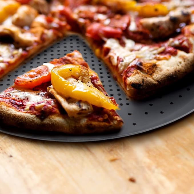 Beasea Pizza Pan with Holes, 13 Inch Pizza Pan Aluminum Alloy Round Vented Pizza Pans Heavy Duty Pizza Crisper Pan Pizza Baking Tray Bakeware for Home Restaurant Kitchen