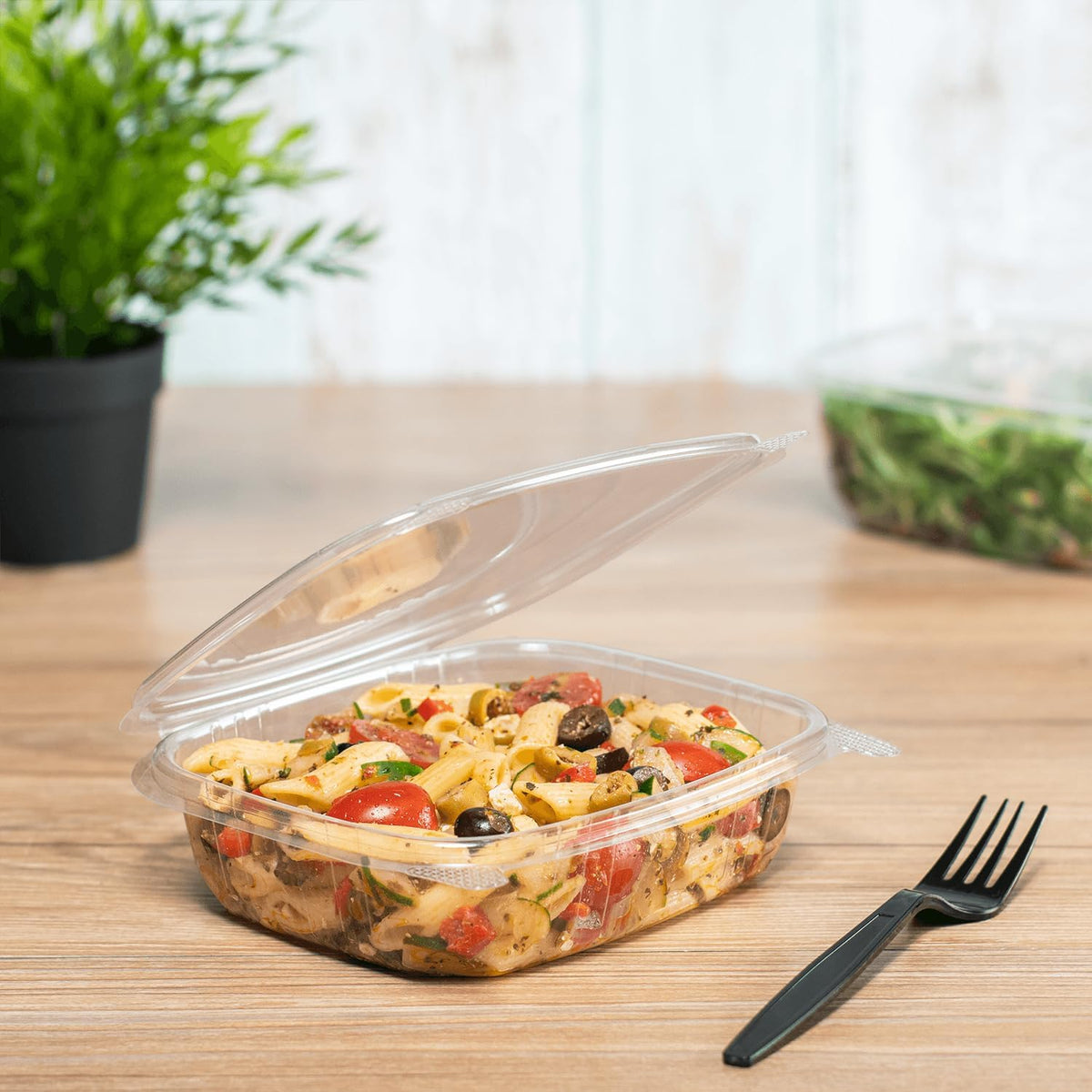 Karat 24oz - 200 ct PET Clamshell Square Deli Containers - For Pasta Salads, Fruit, Deli Sides, and Home Meal Prep - Clear Plastic Food Containers I 7.26"x6.2"x2.05"