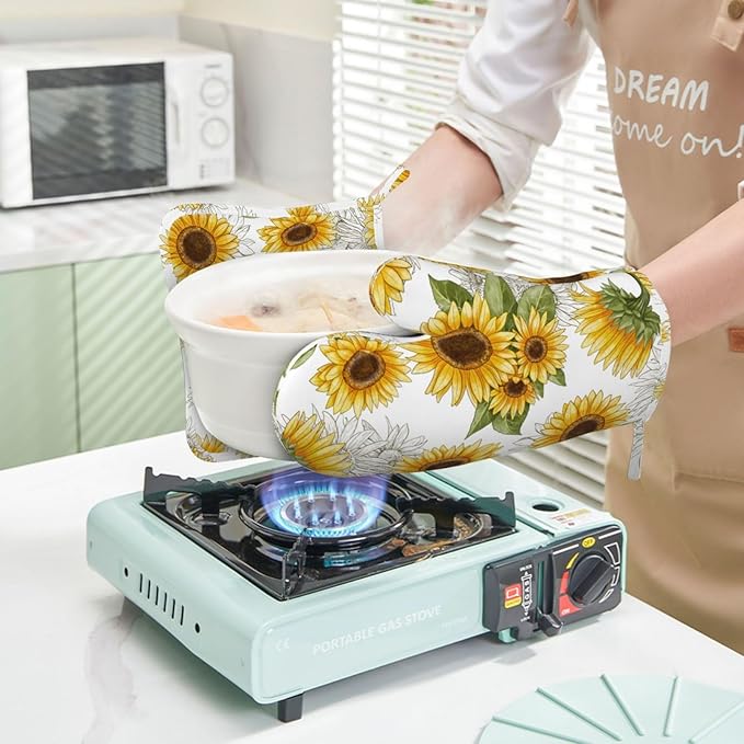 Yellow Sunflower Oven Mitts Pot Holders Set Silicone Heat Resistant Sunflowers Oven Mitts and Hot Pads Yellow Flowers Potholders Non-Slip Oven Gloves for Cooking Baking Grilling BBQ