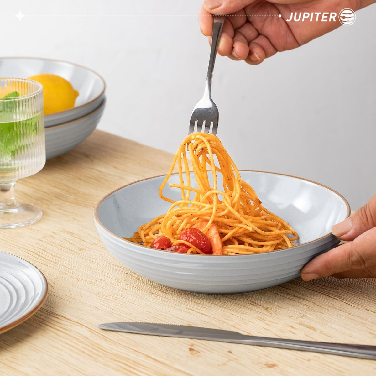 famiware Jupiter Pasta Bowls, 30 OZ Large Salad Bowls Set of 4, Microwave and Dishwasher Safe, Sturdy & Stackable, Serving Bowls for Kitchen, Light Gray