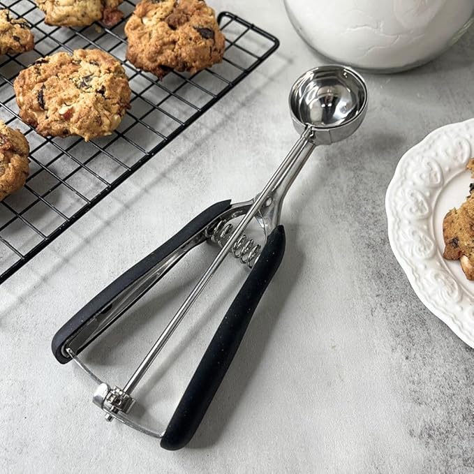 Cookie Scoop Set, 3Pcs Ice Cream Scoop Set, Small/1 Tbsp, Medium/2 Tbsp, Large/3 Tbsp, Stainless Steel Cookie Dough Scoop with Non-Slip Grip,for Melon Balls waffle Muffins