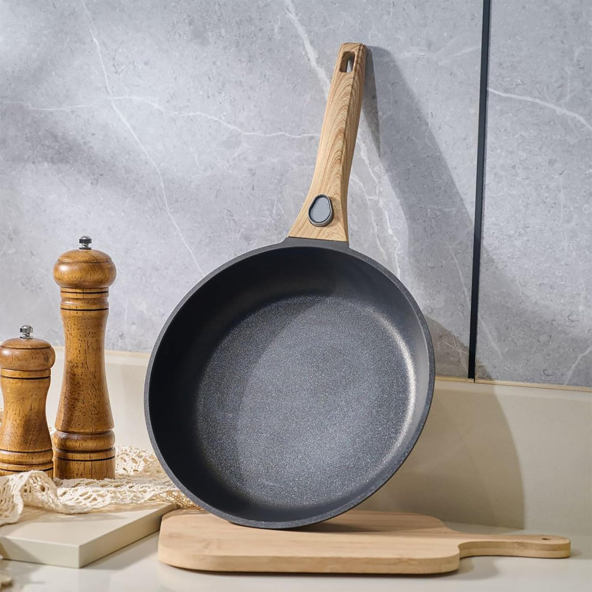 9.5 Inch Non Stick Skillet With Removable Handle, Frying Pan Non Stick Detachable Handle, Oven and Dishwasher Safe Omelette Pan, Egg Frying Pans Cooking Pan For All Cooktops (Granite, Round)