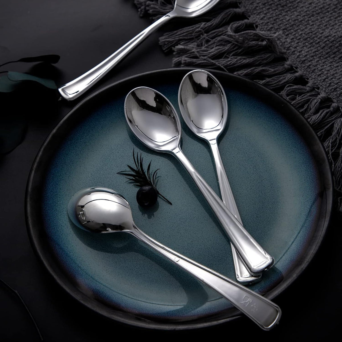 Liacere 200PCS Silver Plastic Spoons - Heavy Duty Disposable Spoons - dessert Spoons for Wedding & Party & New Year & Valentine's Day