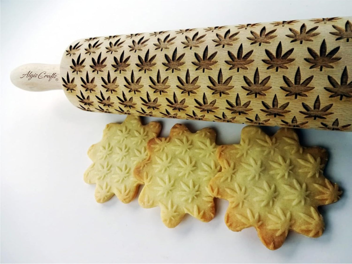 CANNABIS ROLLING PIN PATTERN with CANNABIS LEAVES for EMBOSSED COOKIES