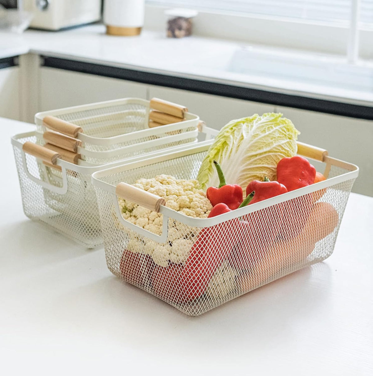Metal Mesh Steel Basket, Medium Wire Storage Organizer Basket Multi-function Hanging Kitchen Basket with Wood Handle for Kitchen Bathroom Picnic Home, Rectangle-Off White
