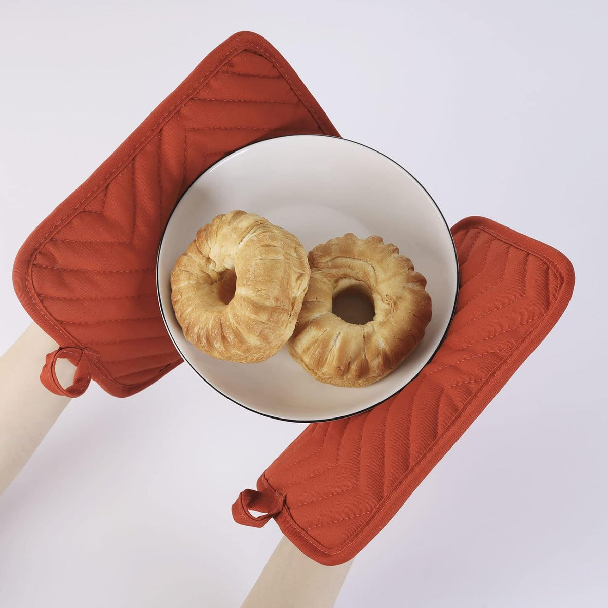 Anyi Pot Holders and Oven Mitts 7" X 9" Heat Resistant Cotton Pocket Pot Holder Set Feature of Non Slip Kitchen Hot Pad Oven Mitts, 3-Pack (Aspen Gold)
