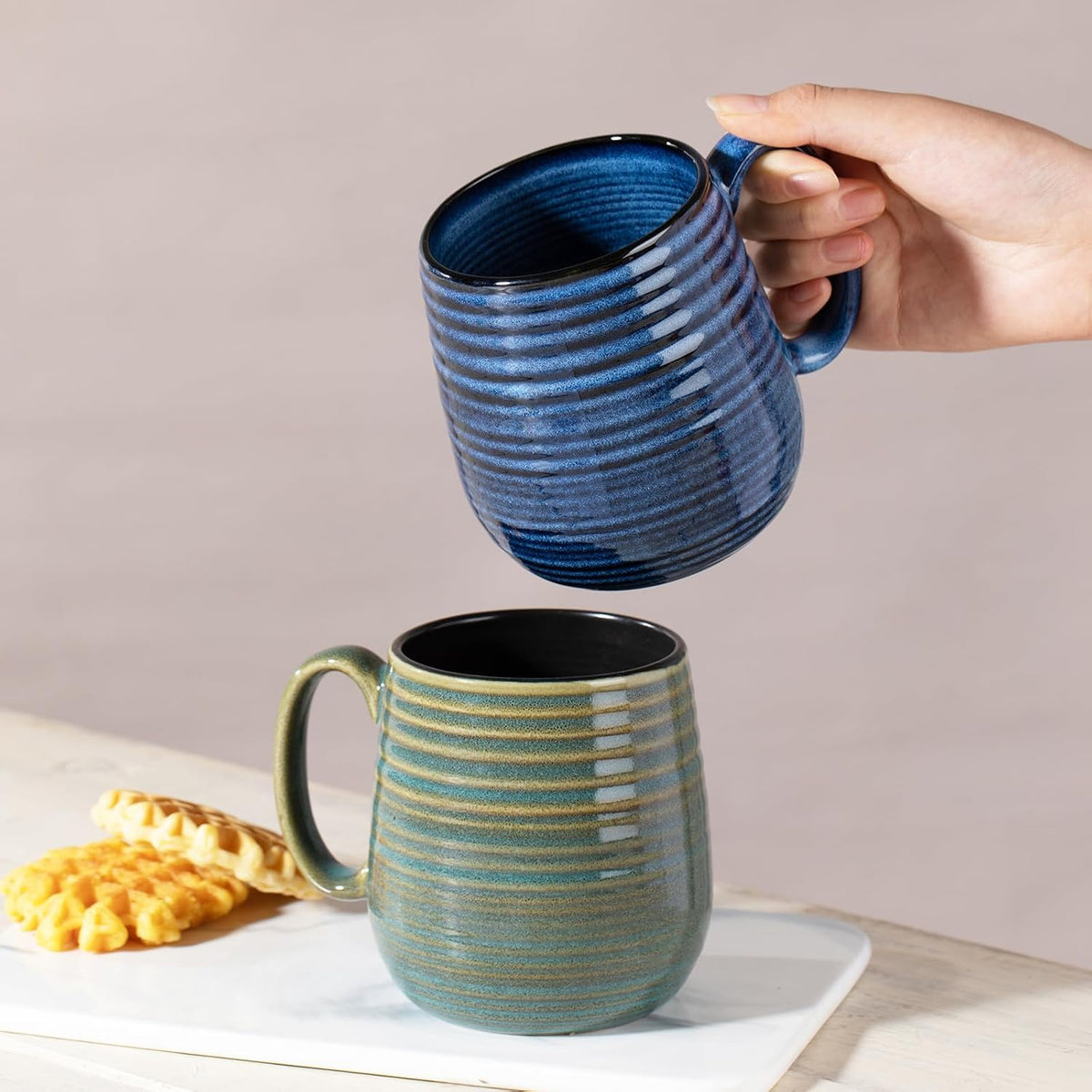 20 oz Large Ceramic Coffee Mug, Coffee Mugs for Women and Men, Big Tea Cups, Large Handle Handmade Pottery Mug for Office and Home, Microwave and Diahwasher Safe (Green with Stripes, 1PCS)