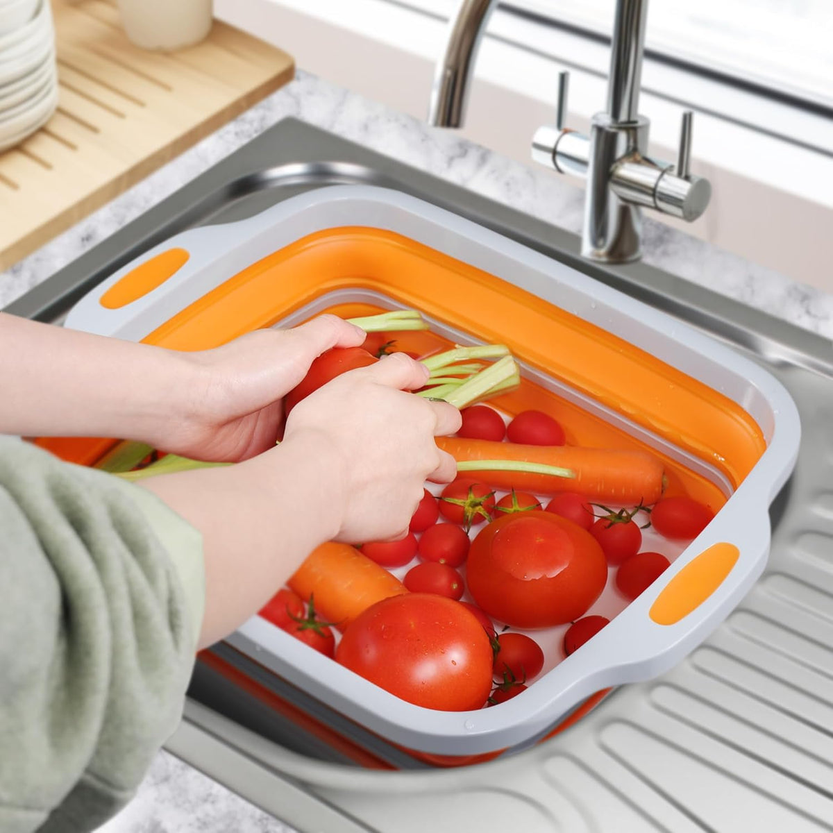Tiawudi Collapsible Cutting Board with Container, Foldable BBQ Prep Tub, Sapce Saving Dish Basin for Kitchen, Camping, Picnic, Vegetable and Fruit, 2.11 Gal / 8L Portable Sink