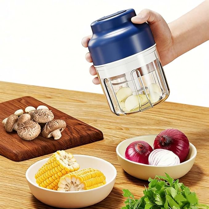 Electric Garlic Chopper, Mini Portable Veggie Cutter with 4/6 Stainless Steel Blades, Portable Wireless Rechargeable Mini Electric Garlic Food Chopper for Garlic, Onion, Chili, Nuts (Purple,250ML)