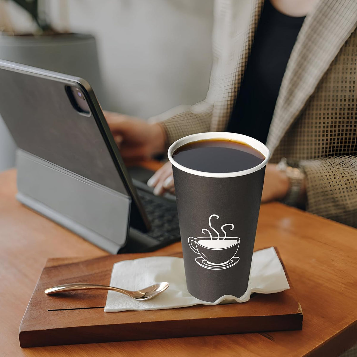 16 oz Paper Coffee cups, 210 Count, Disposable Drinking Cups for Parties, Office Use, and Everyday Needs