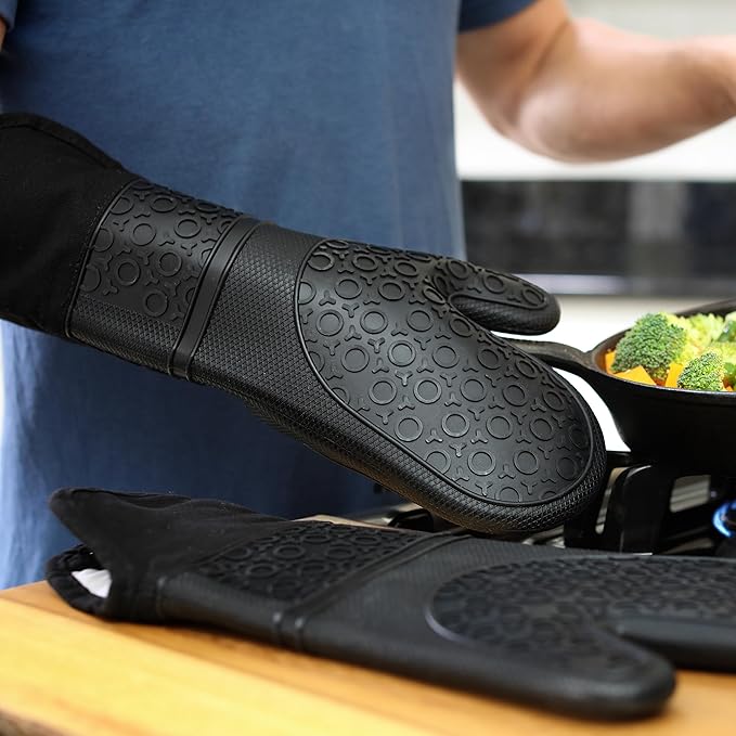 BPA-Free Silicone Oven Mitts Ultra Heat Resistant up to 500°F - Oven Mitts with Thick Cotton Liner - Long Slip Resistant Pot Holders, Flexible Oven Gloves - Black 14.7