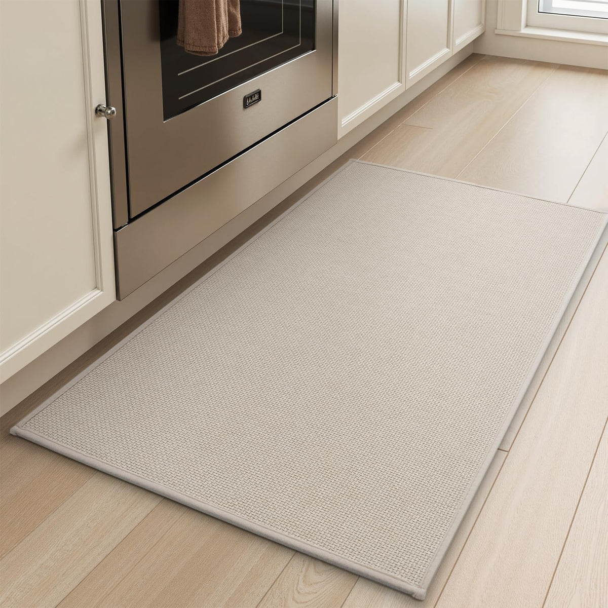 tchdio Kitchen Mats for Floor, Rubber Backed Kitchen Rugs Non Slip Washable, Superior Absorbent Kitchen Runner Rug Easy to Clean, Comfort Kitchen Floor Mat Front of Sink (Light Beige, 20" × 47")
