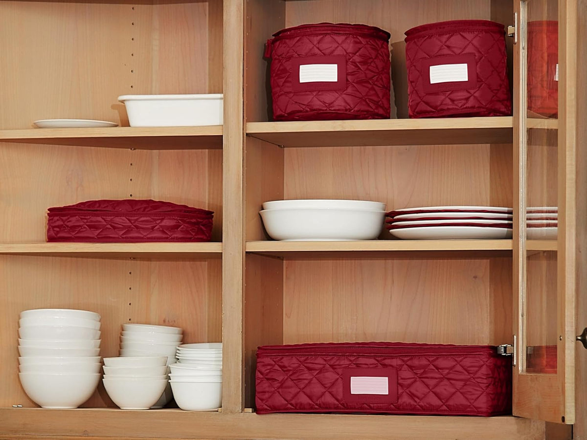 Covermates Keepsakes - Dish Storage - Padded Protection - ID Window - Stain Resistant - Machine Washable - China Storage, Red