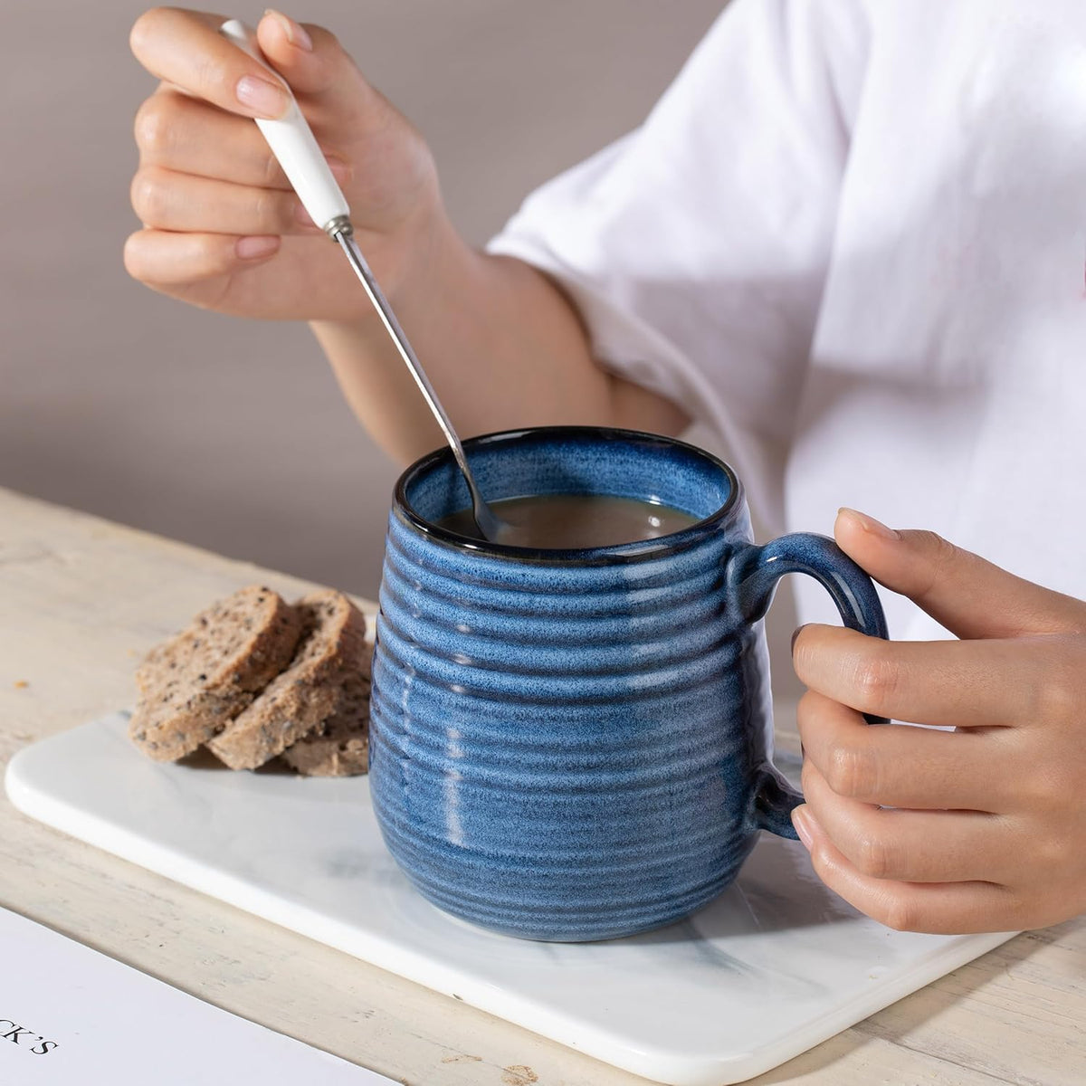 20 oz Large Ceramic Coffee Mug, Coffee Mugs for Women and Men, Big Tea Cups, Large Handle Handmade Pottery Mug for Office and Home, Microwave and Diahwasher Safe (Blue with Stripes, 1PCS)