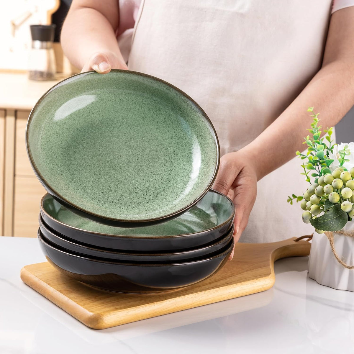 LERATIO Large Pasta Bowls,38oz Ceramic Pasta Bowls,9.0" Reactive Glaze Pasta Bowl Set of 6,Microwave & Dishwasher,Oven Safe,Wide Serving Bowls for Salad,Pasta,Fruit,Scratch Resistant-Light Blue