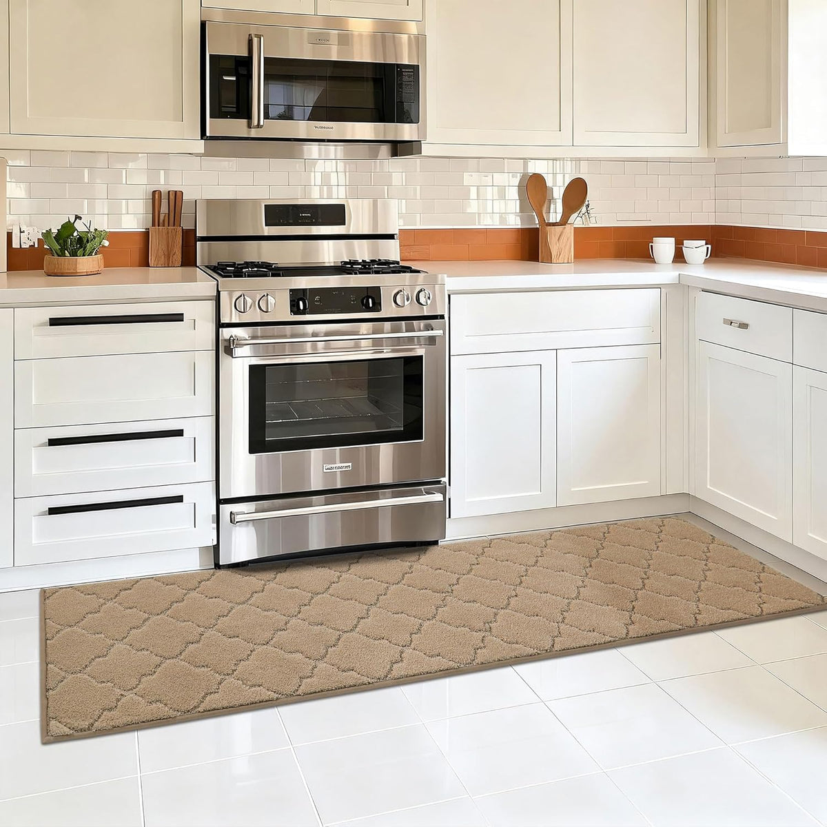 COSY HOMEER Soft Kitchen Floor Mats for in Front of Sink Super Absorbent Kitchen Rugs and Mats 20"x79" Non-Skid Kitchen Mat Standing Mat Washable,Polyester,Beige