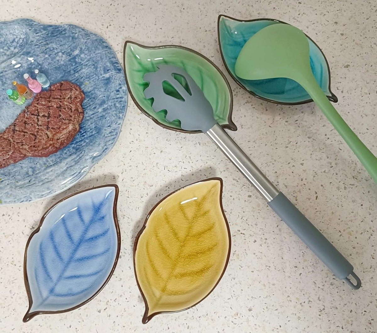 Ceramic Spoon Rest for Stove Top, Ice Cracks Leaf Cute Spoon Rest for Kitchen Counter, Cooking Spoon Holder for Kitchen Counter, Utensil Rest Spatula Rest Ladle Holder Tong Rest, 1 PC (A, Sapphire)