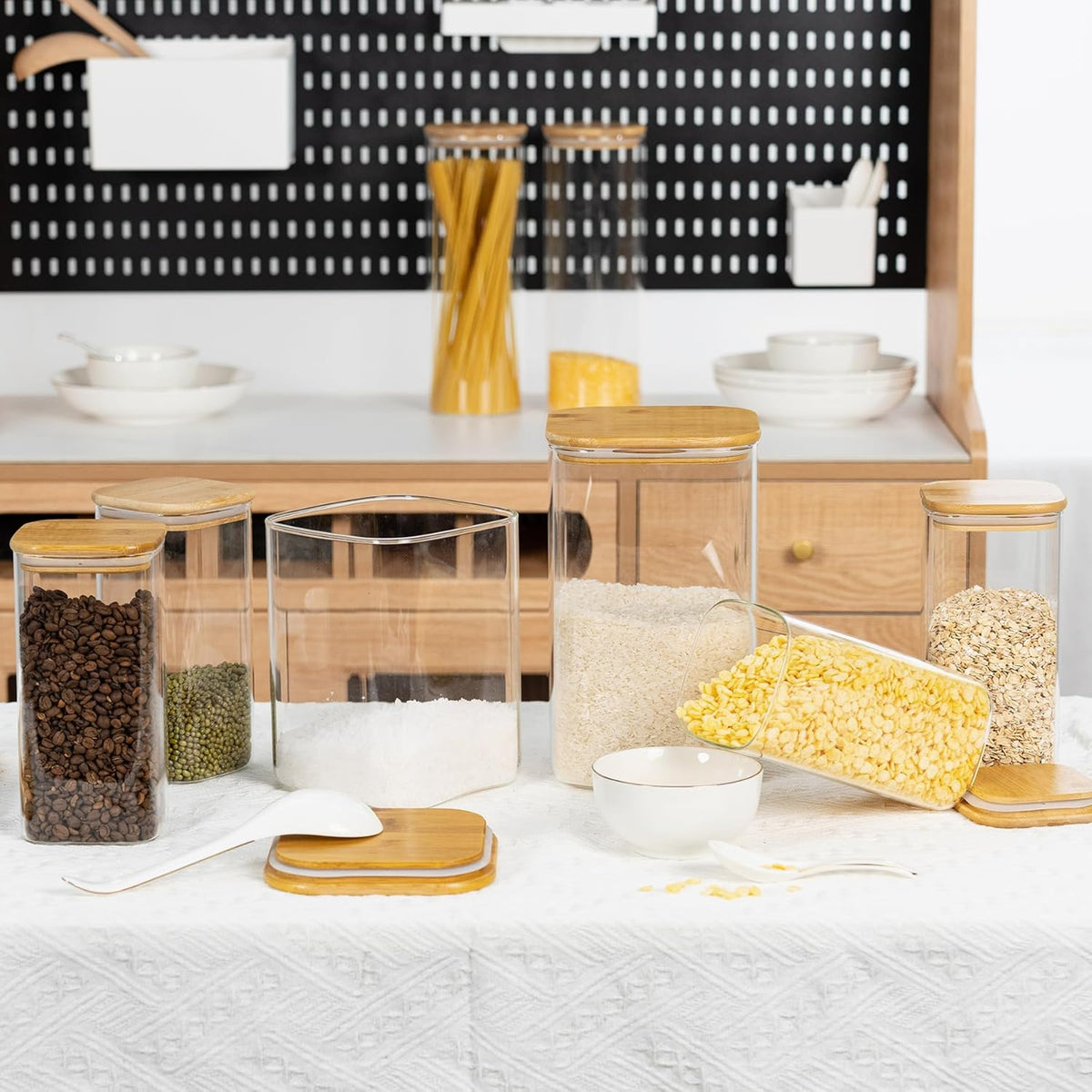 156oz Airtight Glass Square Storage Canister with Bamboo Lid Set of 2(4600ml*2) Large Gallon Glass Jars for Sugar, Flour, Cookies and Coffee beans (‎with Black Lable)