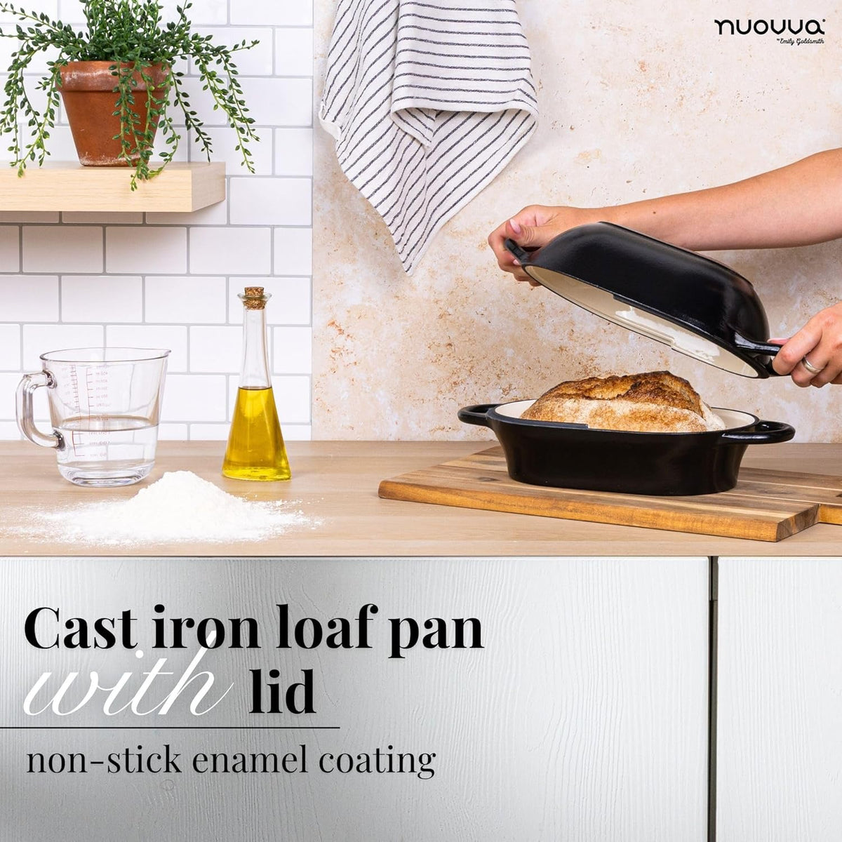 nuovva Dutch Oven For Sourdough Bread Baking – Enamelled Cast Iron Bread Loaf Pot – Oven Safe Non Stick Bread Pot – Rectangular, Black, 24cm x 16cm