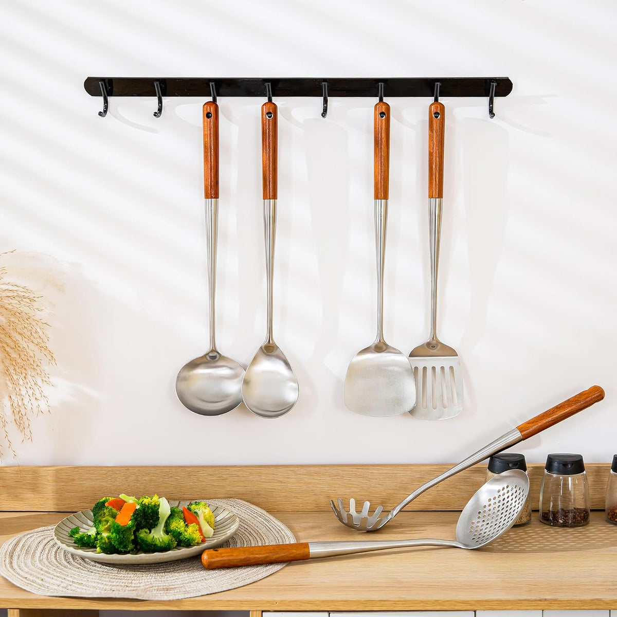 FJNATINH 17inch Wok Spatula and Ladle, Skimmer Spoon, Slotted Turner Spatula Set 304 Stainless Steel Kitchen Utensils Sets, 4-Pieces Cooking Utensils Tools Wok Accessories