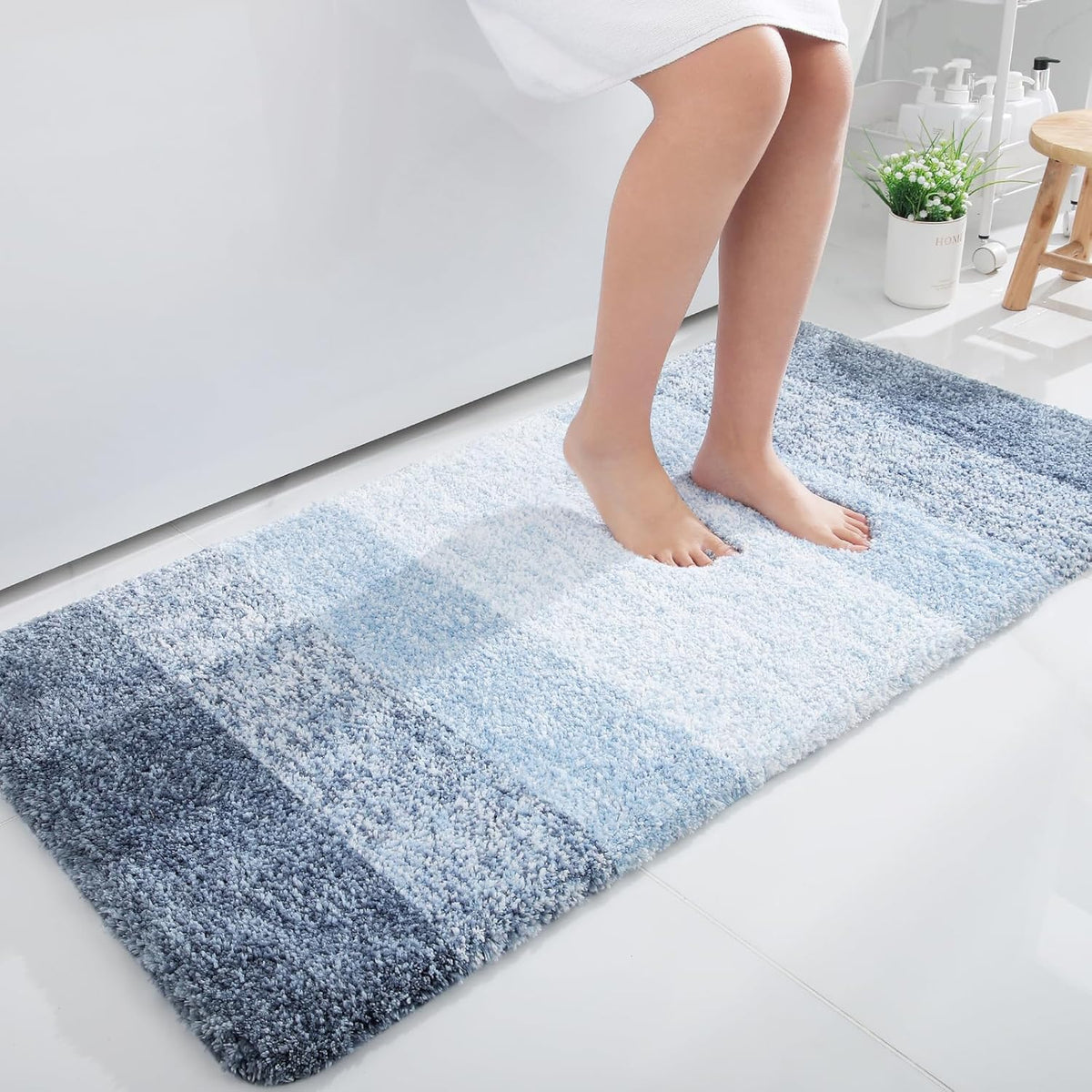 OLANLY Bathroom Runner Rugs 45x27, Extra Soft Absorbent Microfiber Bath Rugs, Rubber Backing, Quick Dry, Machine Washable Bath Mats for Bathroom Floor, Tub and Shower, Home Decor Accessories, Blue